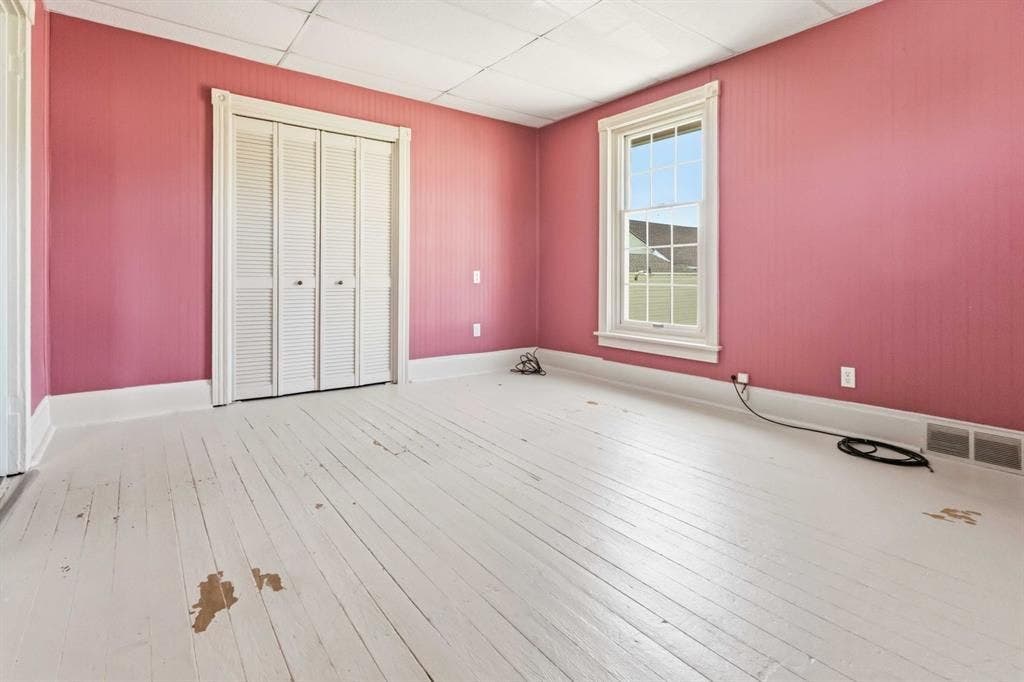 1607 Ligonier Street, Latrobe, PA 15650