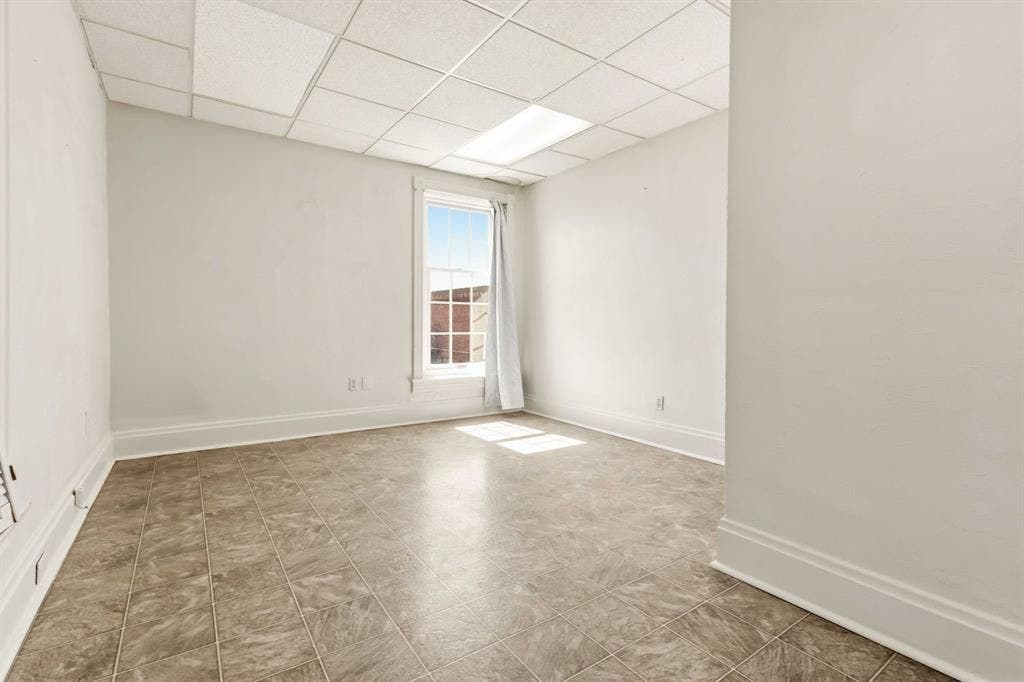 1607 Ligonier Street, Latrobe, PA 15650