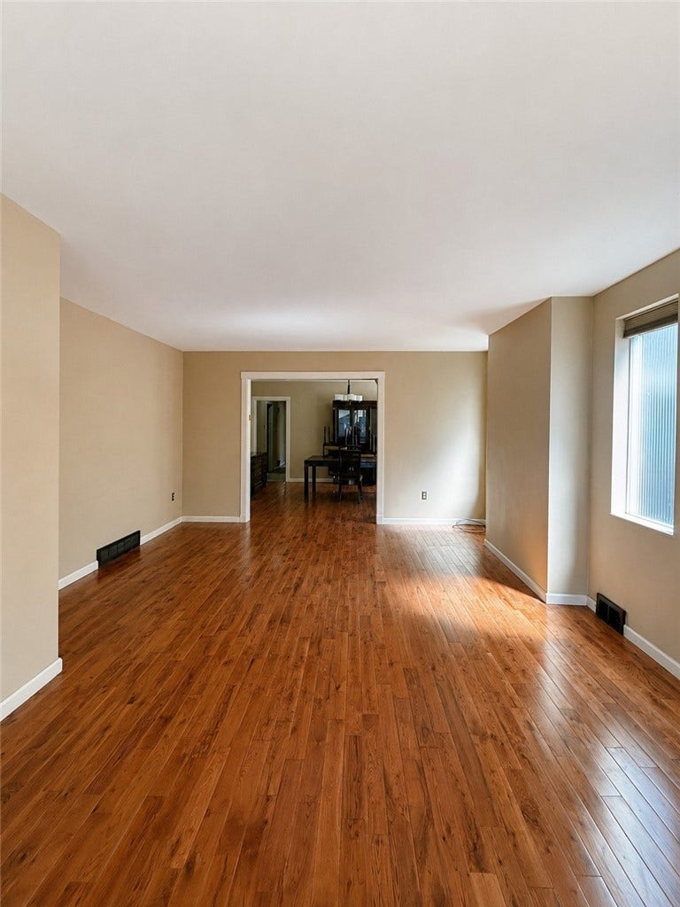 5713 Pocusset St, Pittsburgh, PA 15217