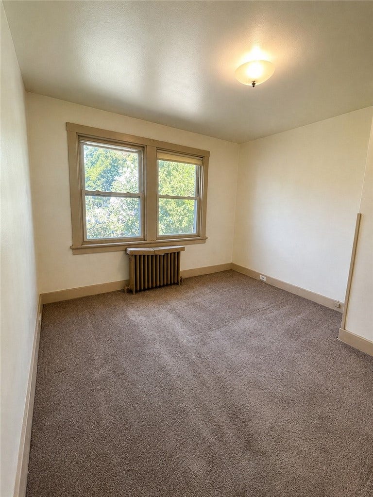 5713 Pocusset St, Pittsburgh, PA 15217