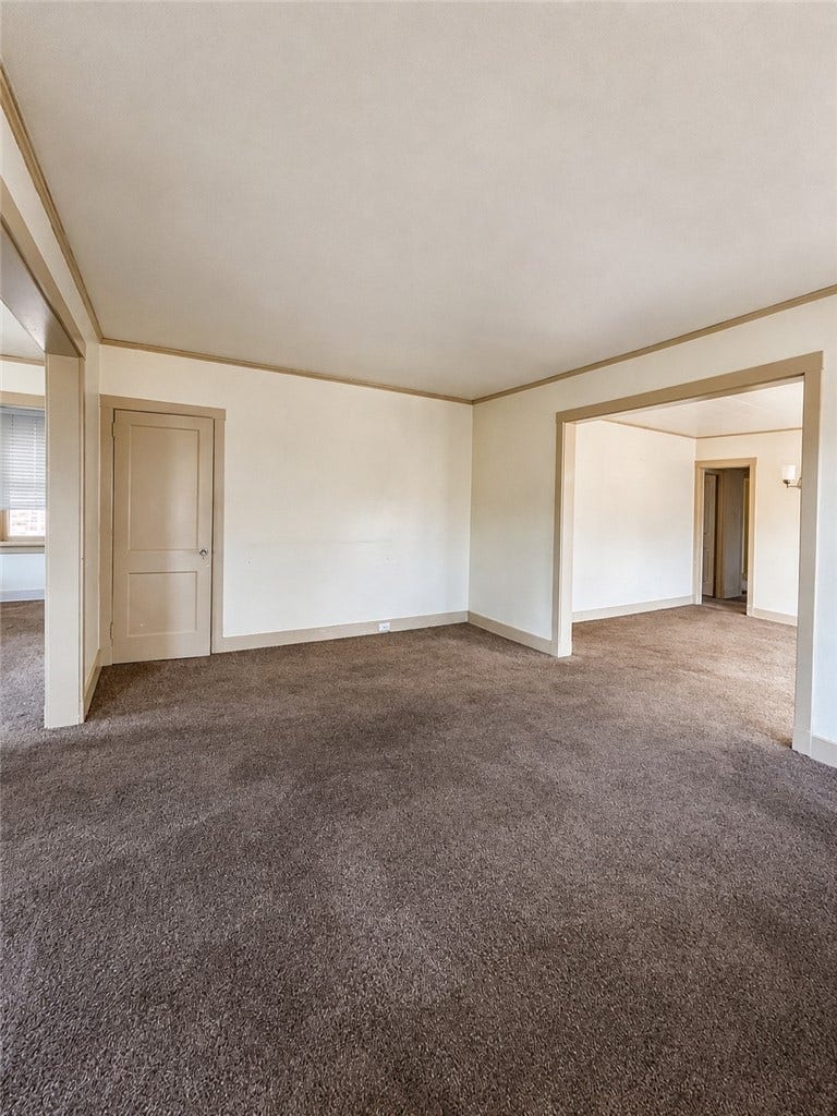 5713 Pocusset St, Pittsburgh, PA 15217
