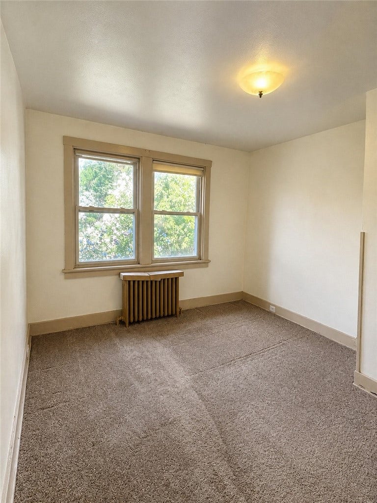 5713 Pocusset St, Pittsburgh, PA 15217