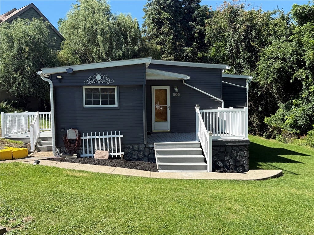 905 W Wylie Avenue, Washington, PA 15301
