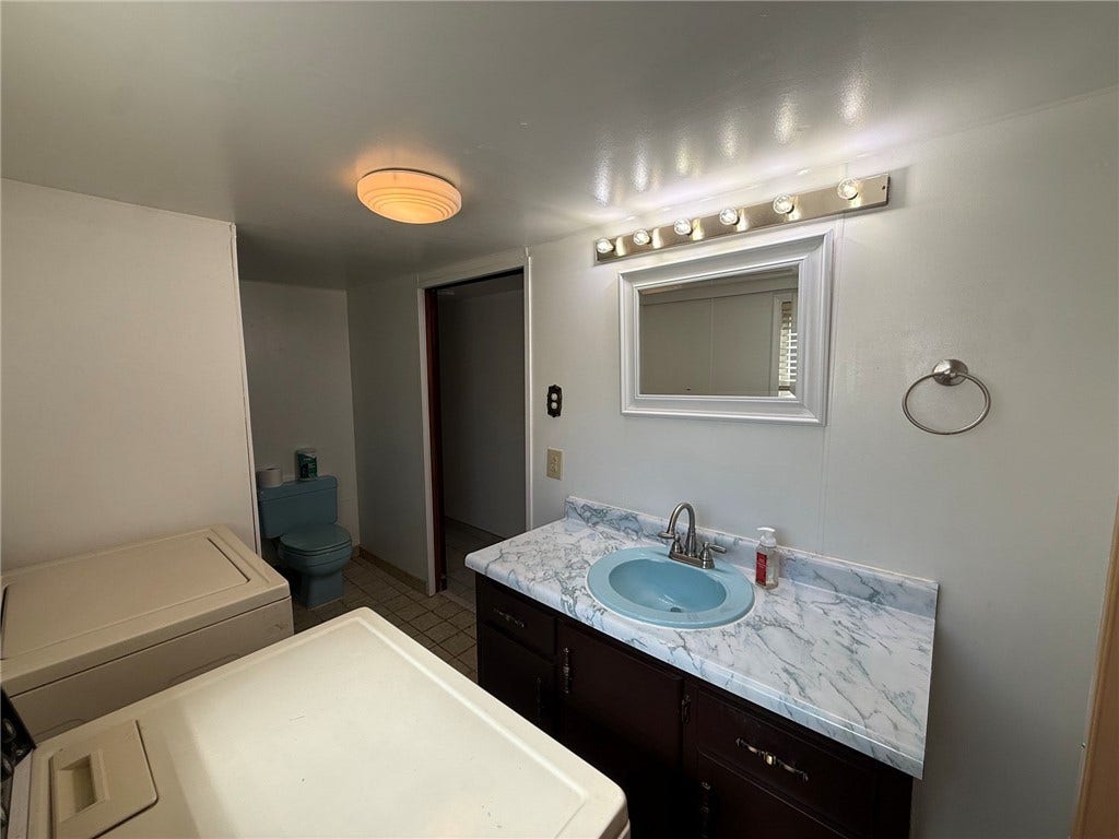905 W Wylie Avenue, Washington, PA 15301