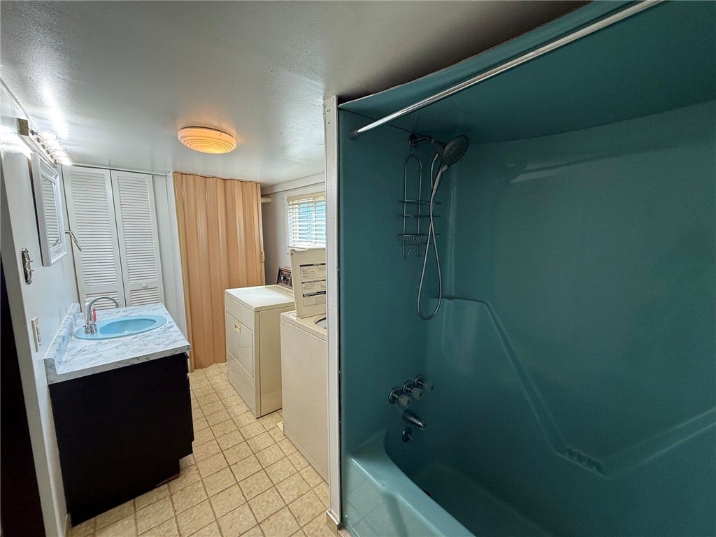 905 W Wylie Avenue, Washington, PA 15301