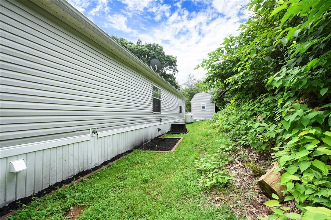 431 Illinois Ln, #65, Irwin, PA 15642