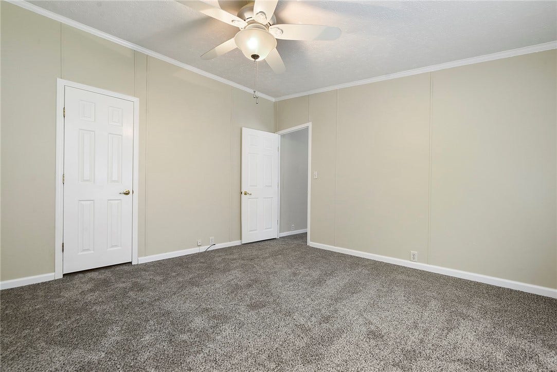 431 Illinois Ln, #65, Irwin, PA 15642