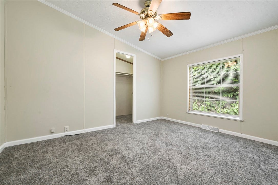 431 Illinois Ln, #65, Irwin, PA 15642