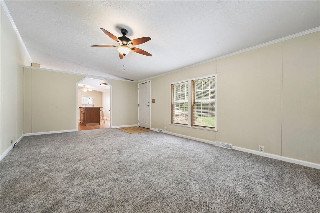 431 Illinois Ln, #65, Irwin, PA 15642