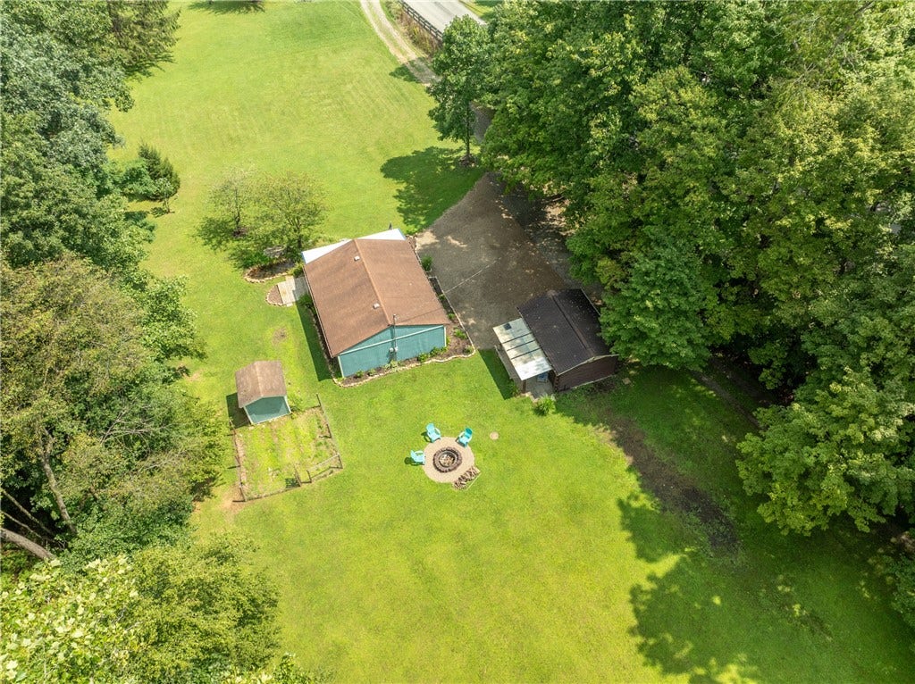 108 Shayne Ln, Latrobe, PA 15650