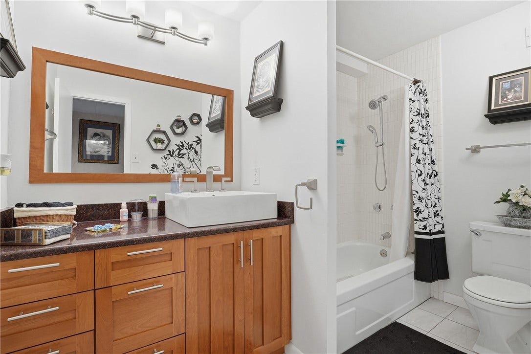 1150 BOWER HILL ROAD, #702A, Pittsburgh, PA 15243 1150 BOWER HILL ROAD, #702A, Pittsburgh, PA 15243