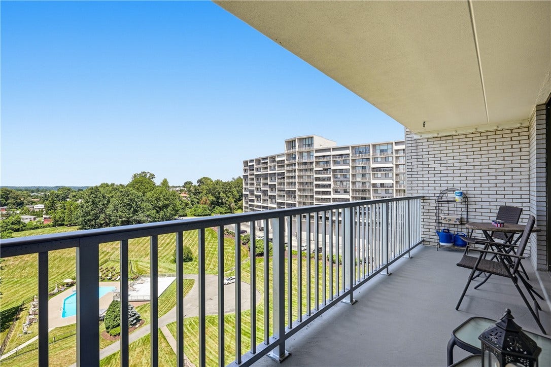1150 BOWER HILL ROAD, #702A, Pittsburgh, PA 15243 1150 BOWER HILL ROAD, #702A, Pittsburgh, PA 15243