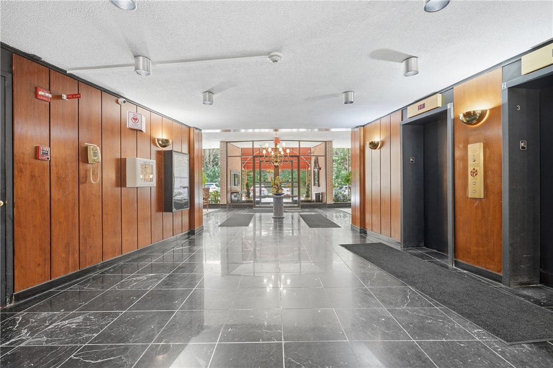 1150 BOWER HILL ROAD, #702A, Pittsburgh, PA 15243 1150 BOWER HILL ROAD, #702A, Pittsburgh, PA 15243