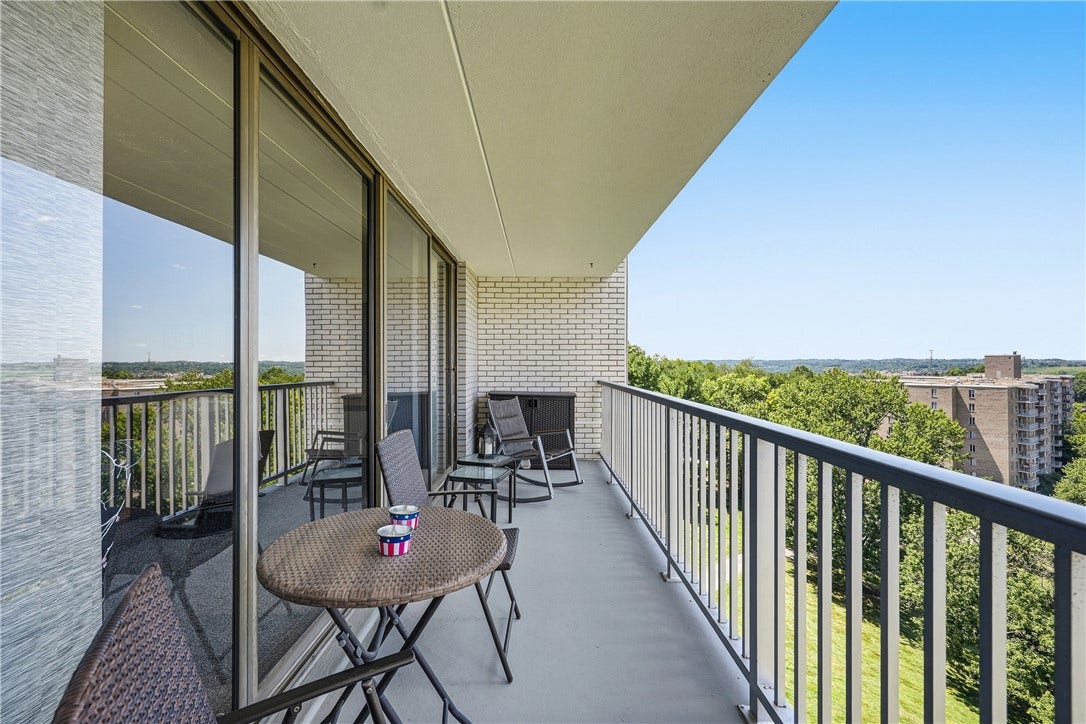 1150 BOWER HILL ROAD, #702A, Pittsburgh, PA 15243 1150 BOWER HILL ROAD, #702A, Pittsburgh, PA 15243