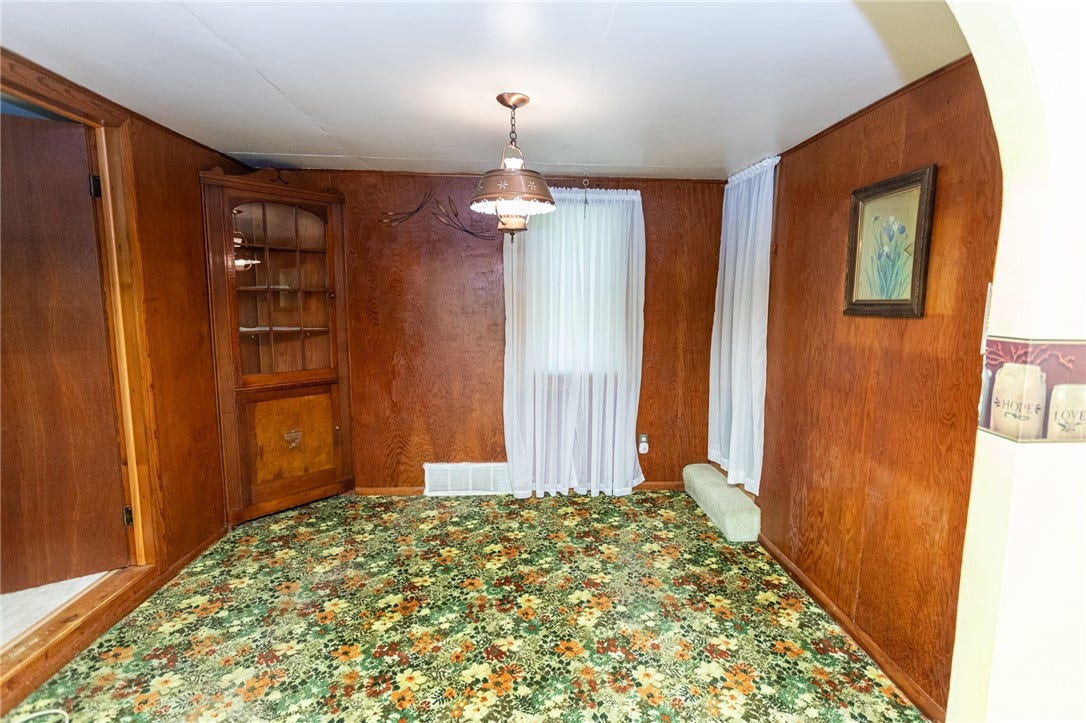 7221 National Pike, Uniontown, PA 15401