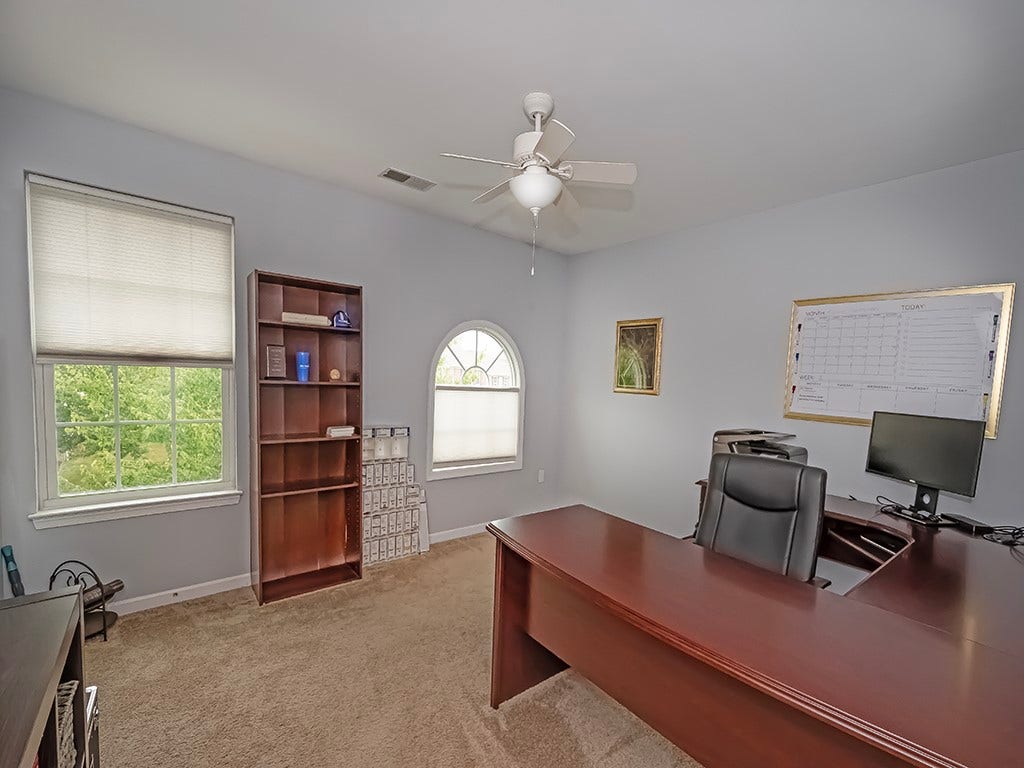 195 Broadstone Drive, Mars, PA 16046