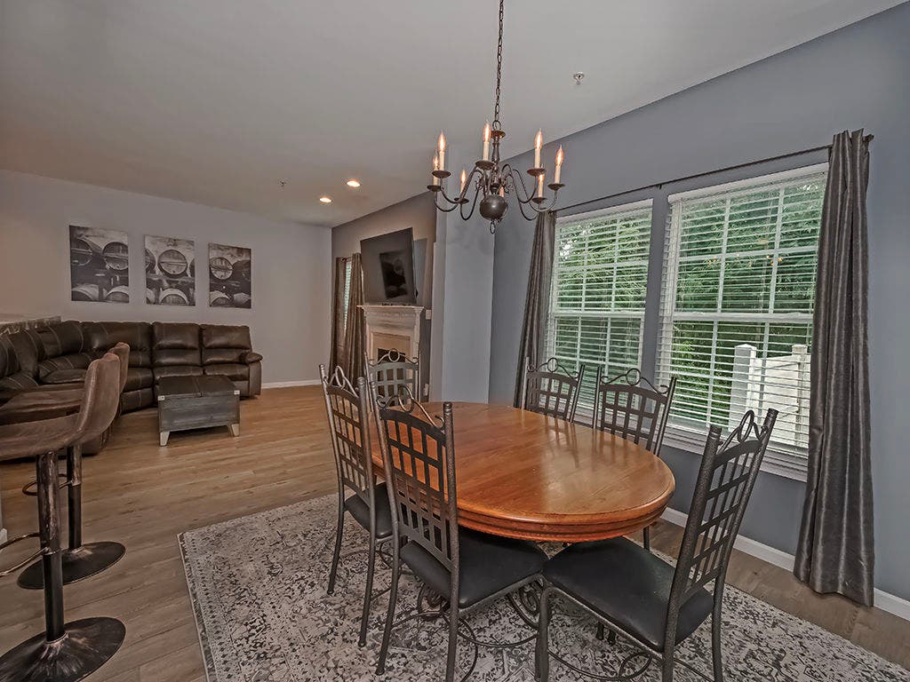 195 Broadstone Drive, Mars, PA 16046