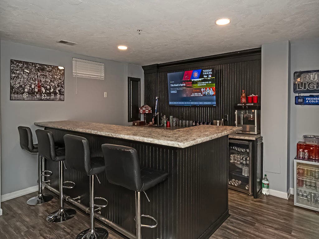 195 Broadstone Drive, Mars, PA 16046