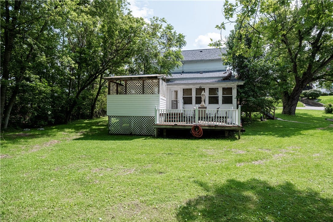 2555 Park Ave, Washington, PA 15301