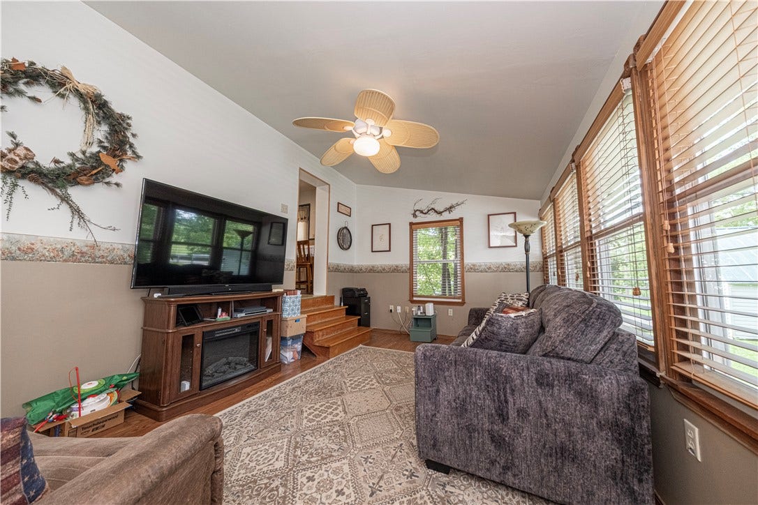 2555 Park Ave, Washington, PA 15301