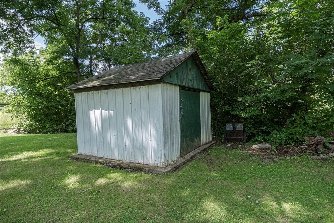 2555 Park Ave, Washington, PA 15301