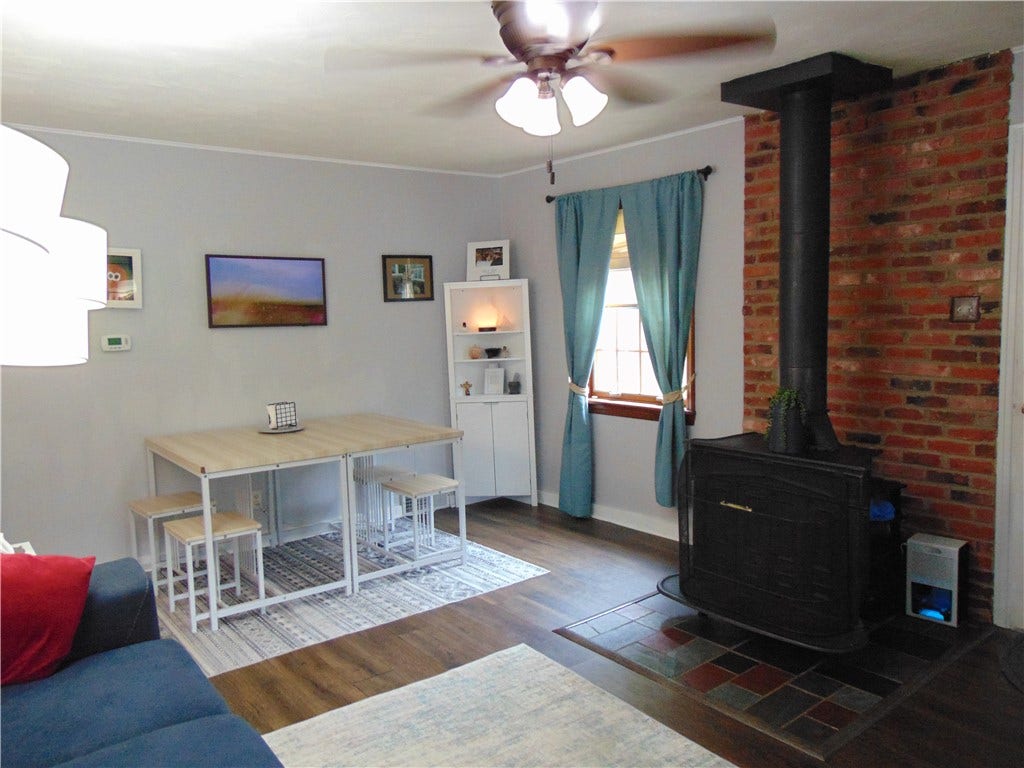 191 Buttermilk Hollow Rd, North Huntingdon, PA 15642