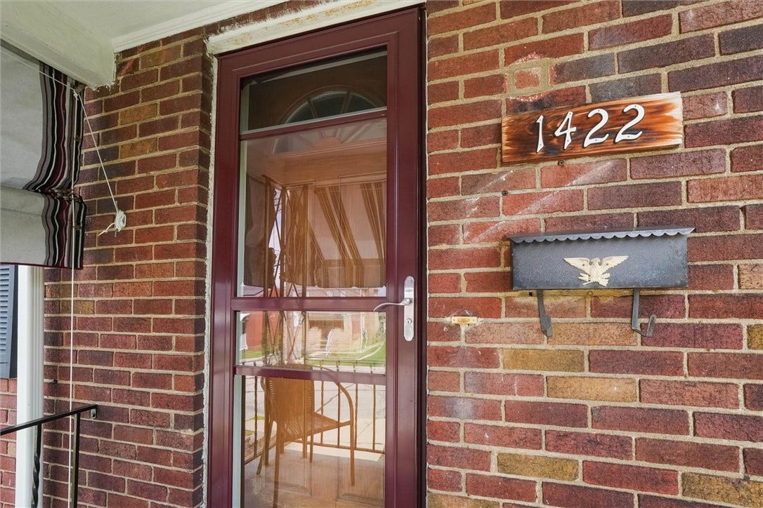 1422 Simona Dr, Pittsburgh, PA 15201 1422 Simona Dr, Pittsburgh, PA 15201