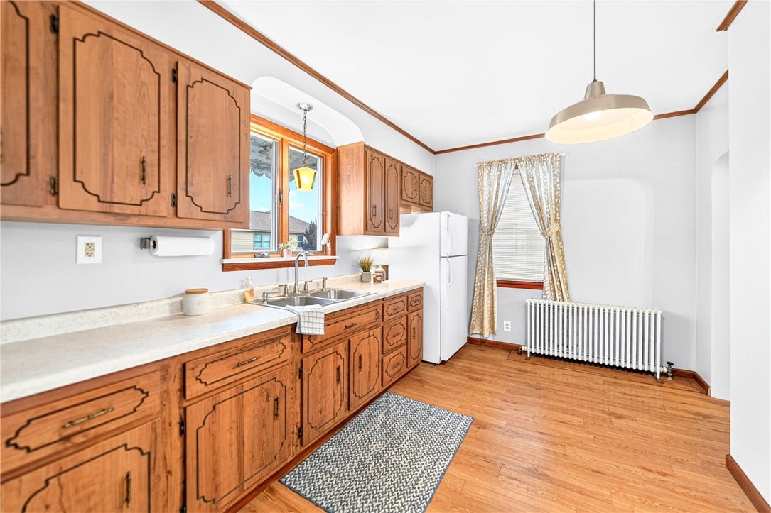 338 E Crawford Ave, Connellsville, PA 15425