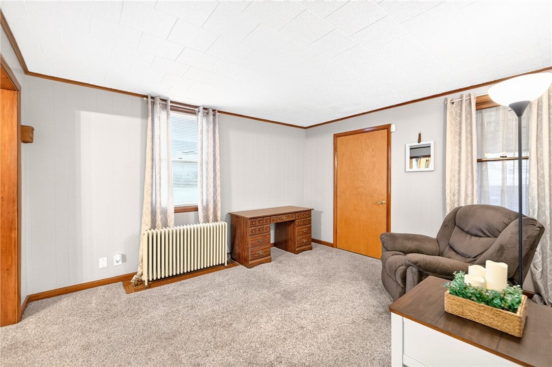 338 E Crawford Ave, Connellsville, PA 15425