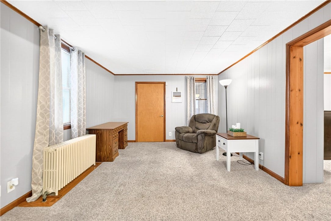 338 E Crawford Ave, Connellsville, PA 15425