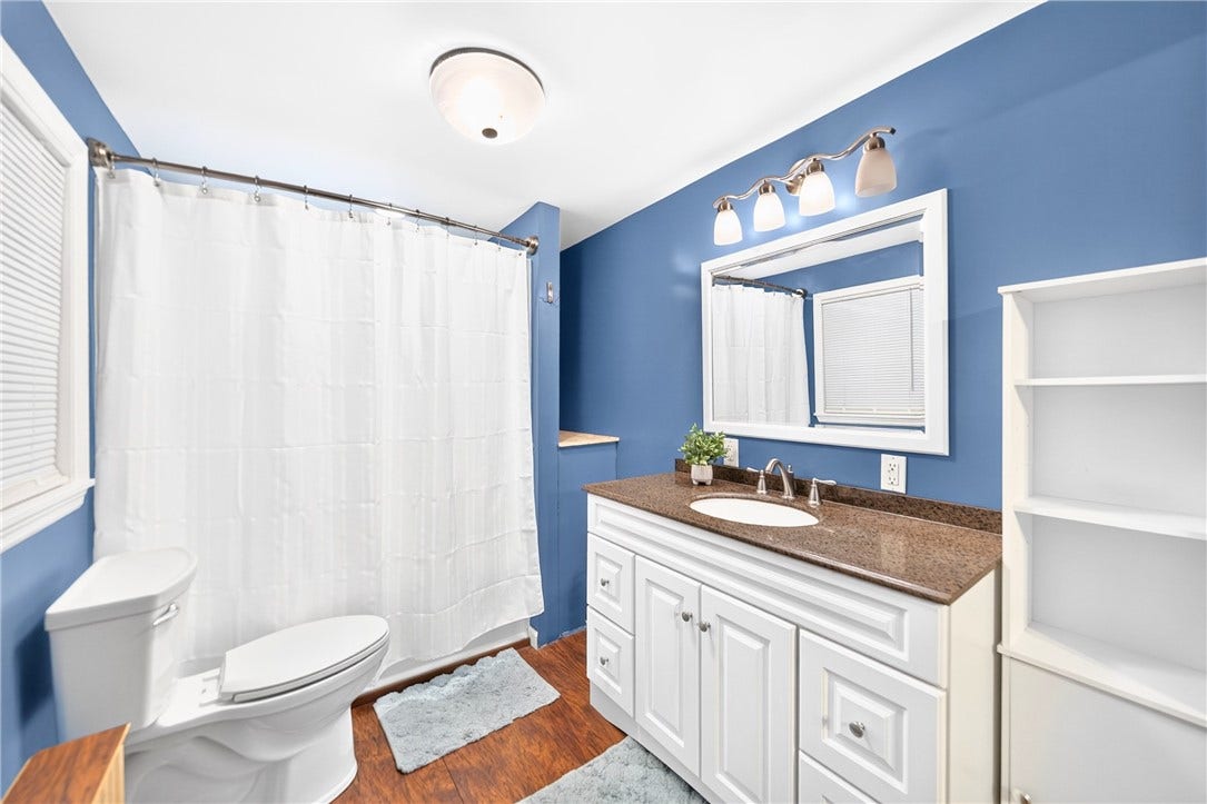 338 E Crawford Ave, Connellsville, PA 15425