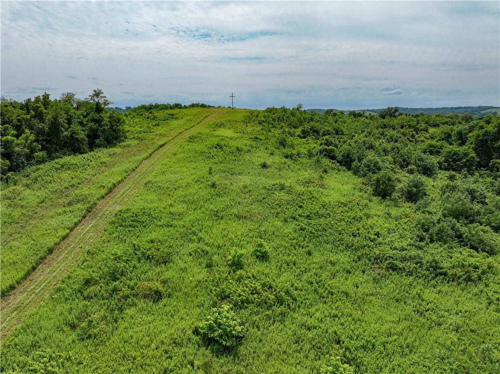 400 Walker Lane, Washington, PA 15301