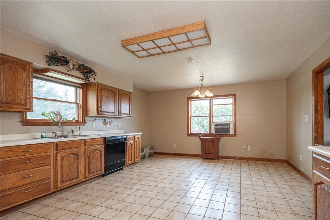 400 Walker Lane, Washington, PA 15301