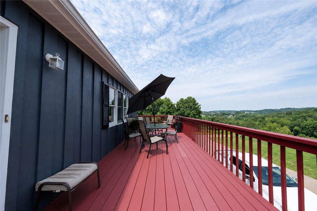 400 Walker Lane, Washington, PA 15301