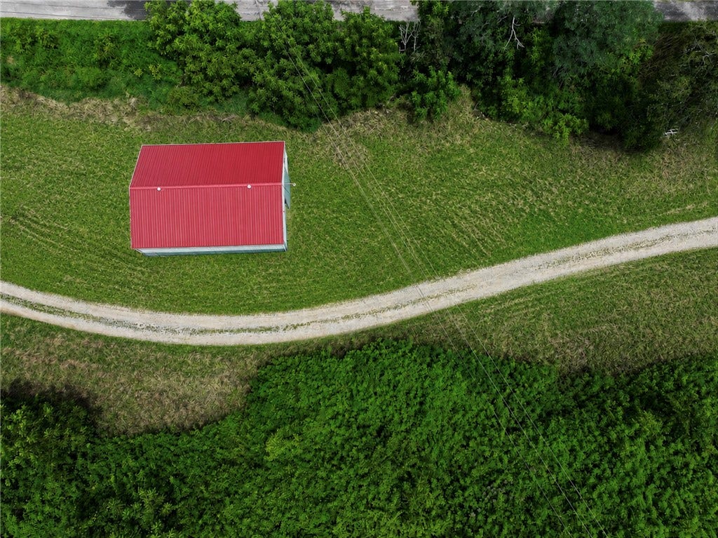Barn