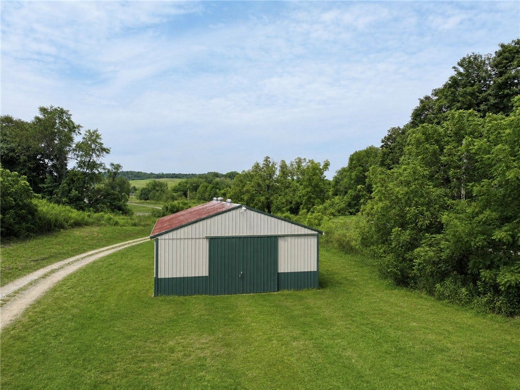 400 Walker Lane, Washington, PA 15301