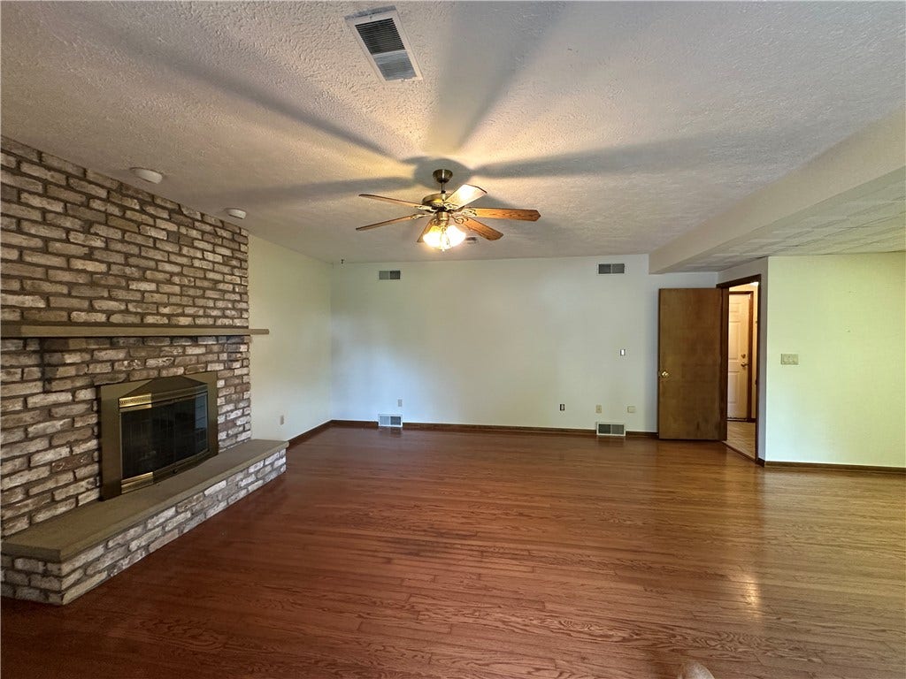143 Heritage Hills Road, Uniontown, PA 15401