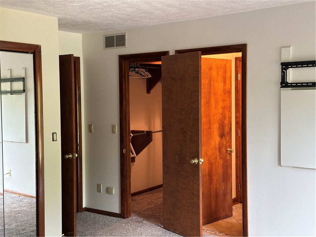 143 Heritage Hills Road, Uniontown, PA 15401