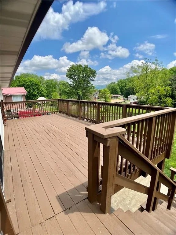 174 Hague Ln, Uniontown, PA 15401
