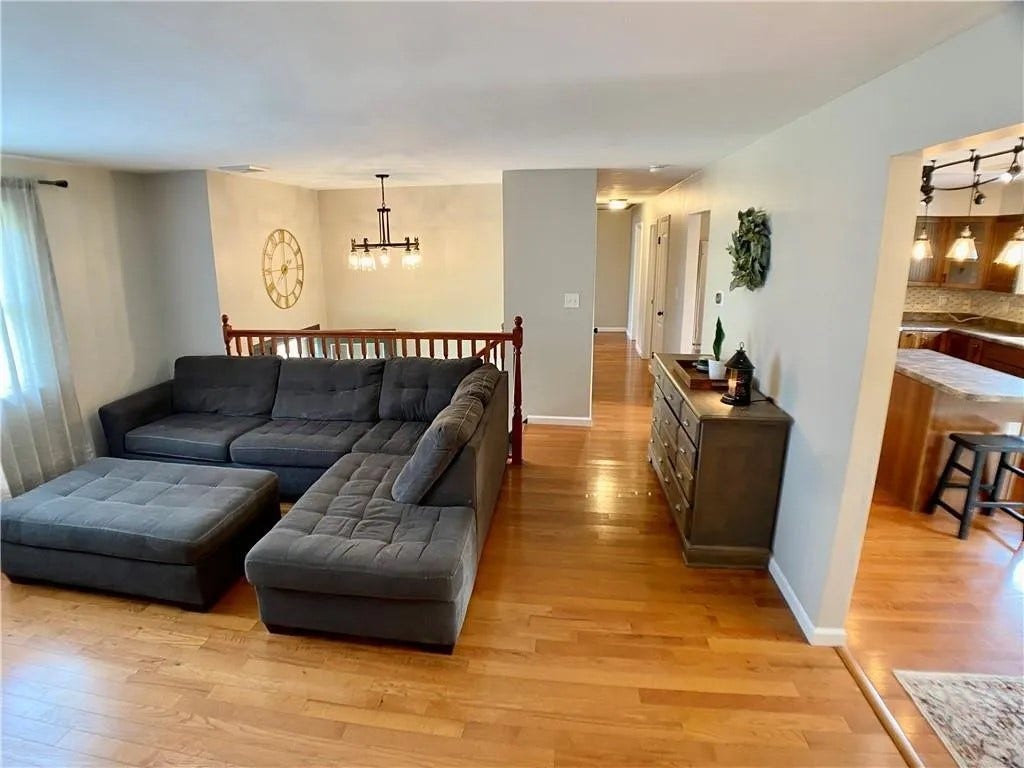 174 Hague Ln, Uniontown, PA 15401