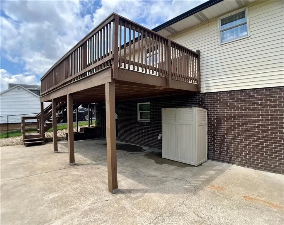 174 Hague Ln, Uniontown, PA 15401