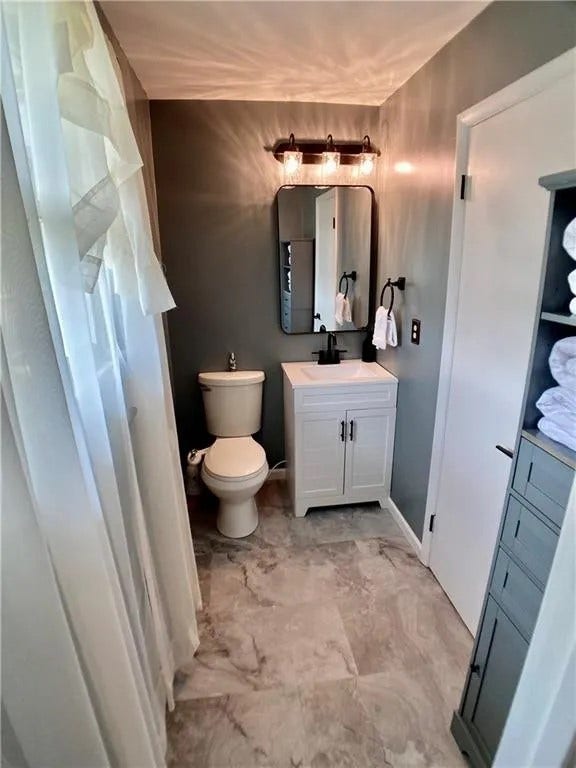 174 Hague Ln, Uniontown, PA 15401