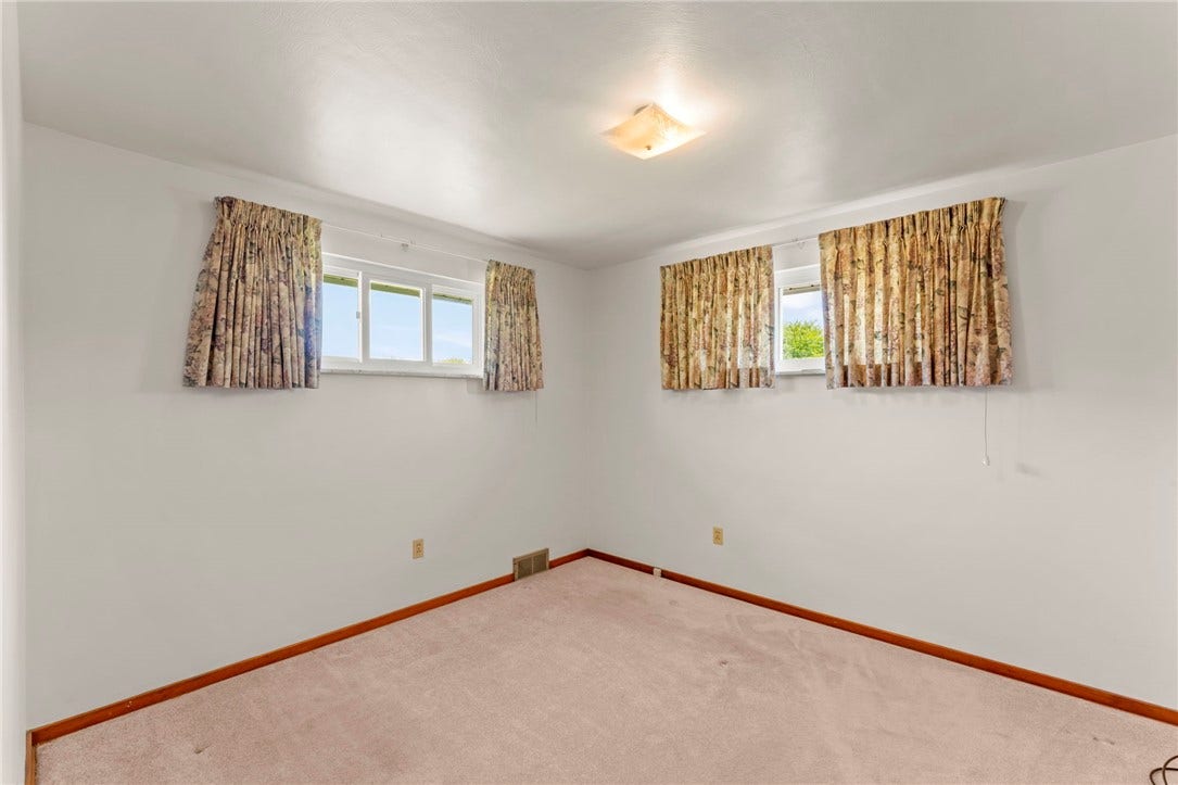 120 Helen Street, Washington, PA 15301