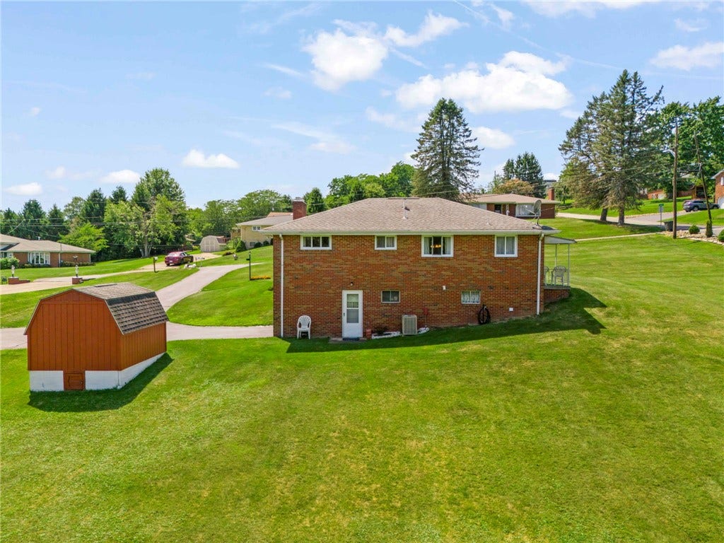 120 Helen Street, Washington, PA 15301