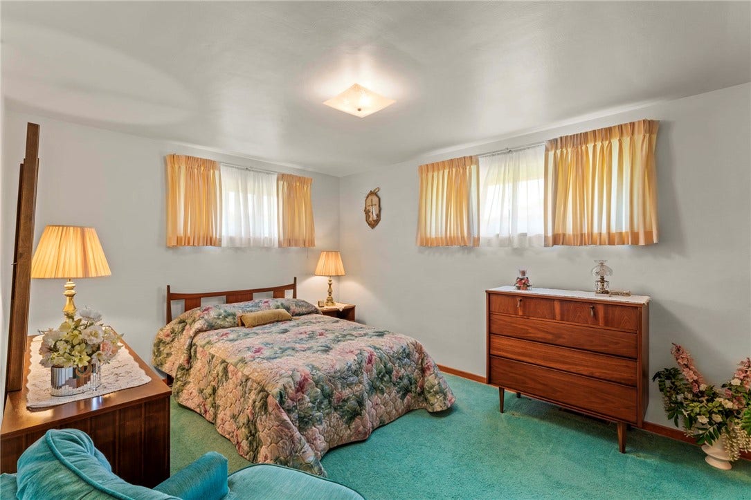 120 Helen Street, Washington, PA 15301