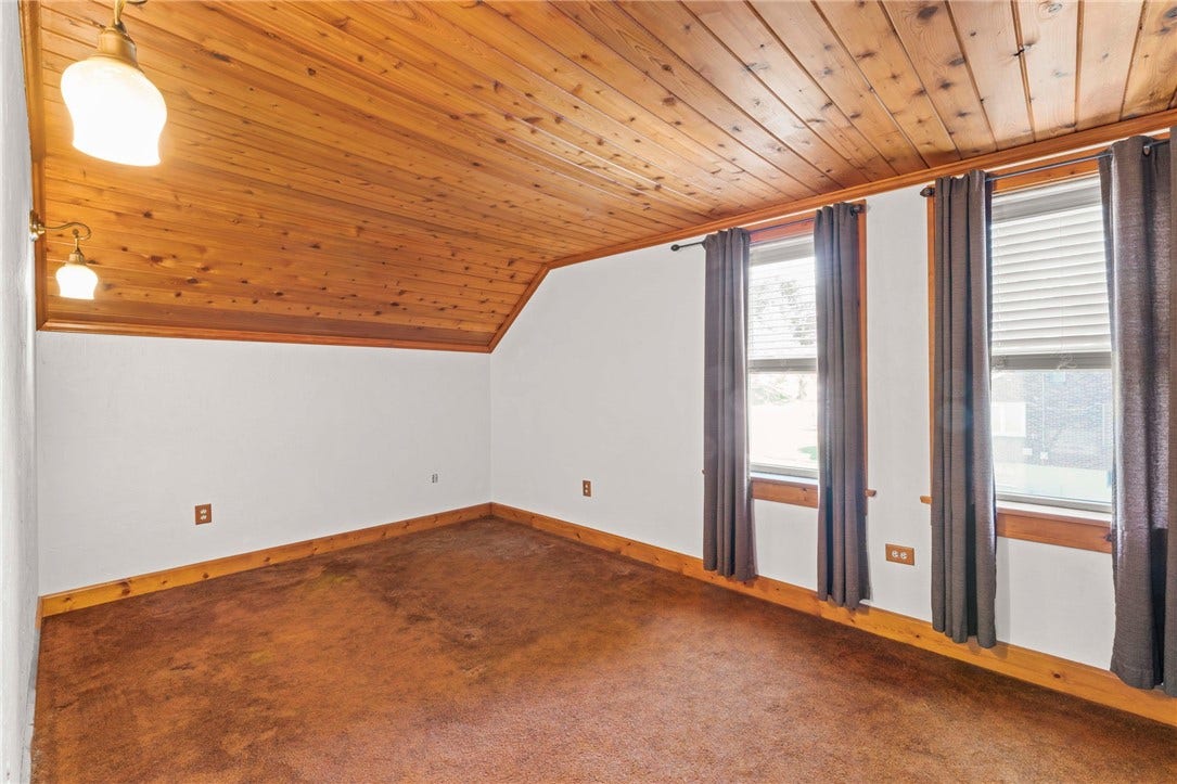 103 Dewey Ave, Washington, PA 15301