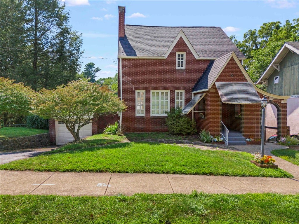 103 Dewey Ave, Washington, PA 15301
