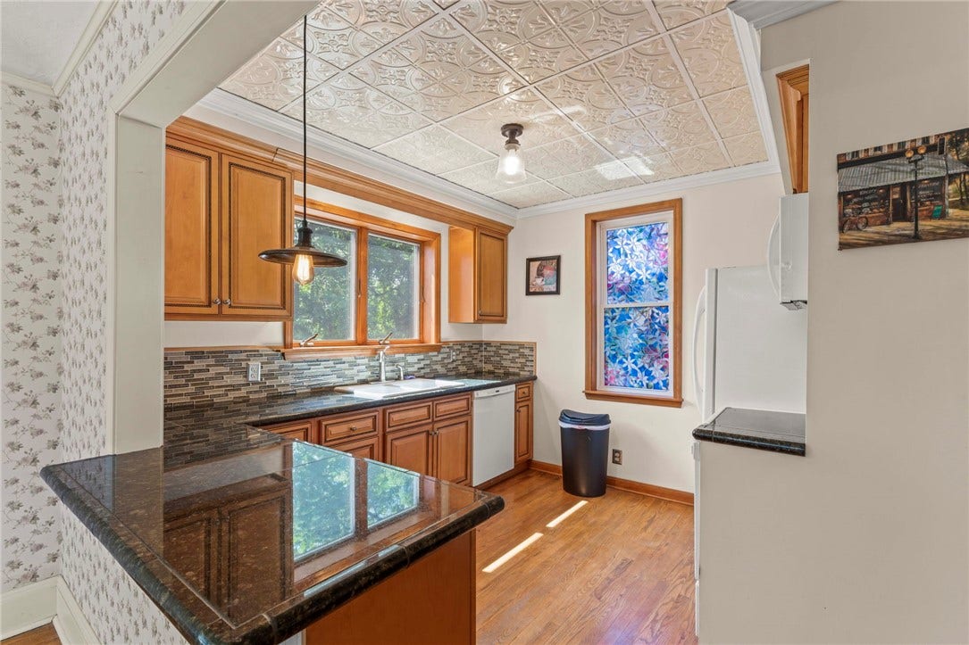 103 Dewey Ave, Washington, PA 15301