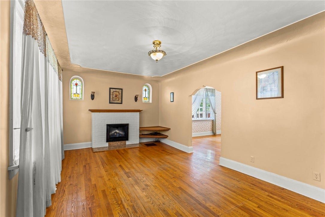 103 Dewey Ave, Washington, PA 15301