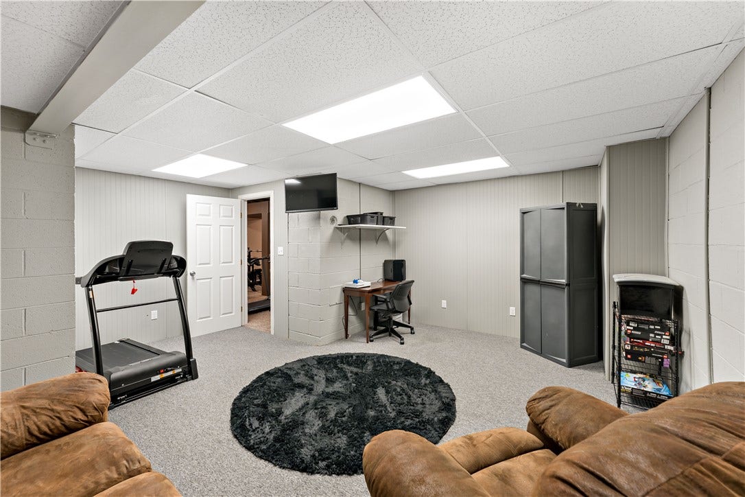 Additional Room in Lower Level